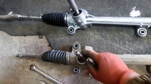 Toyota Corolla Fielder. Замена рулевой рейки.