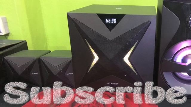 FiGHt CLuB - F&D F550X(6.5") vs F380X(5.25") by AKS (use HeadPhone) смотреть онлайн