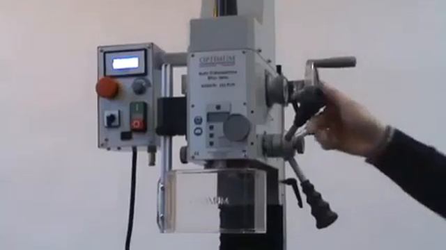 Фрезерный настольный станок Optimum BF20 Vario смотреть онлайн