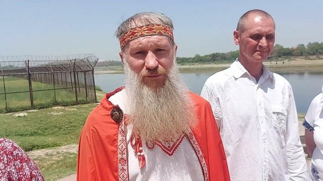 Волшебный пляс вблизи Тадж Махала. смотреть онлайн