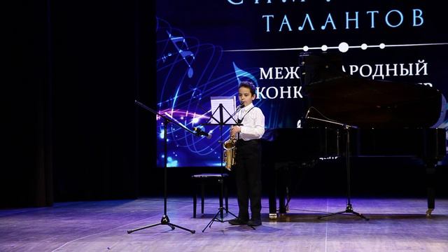 Hello,Dolly-Sax Performance-Cover by Khusein Siufi смотреть онлайн