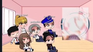 Queen Bee reacts to Junie as James lee |lookism| #lookism #gachalife2 #gachanox #anime #reaction
