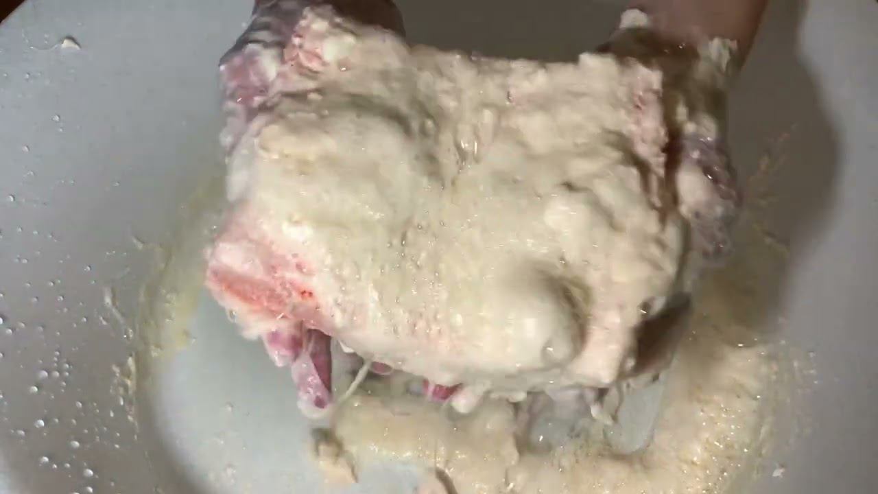 ASMR/mushy Curly Soap/sponge #soap #soakedsoap #mushysoap