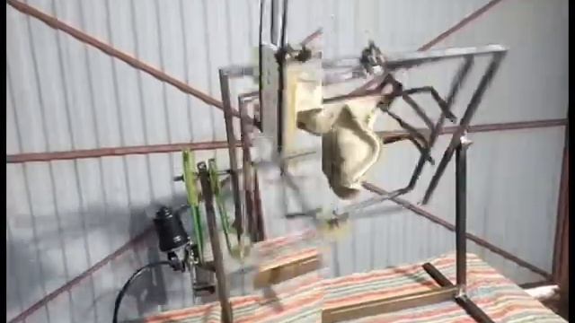 Настольный станок для изготовление копилок, пустотелых фигур своими руками. Ротационное литьё. смотреть онлайн