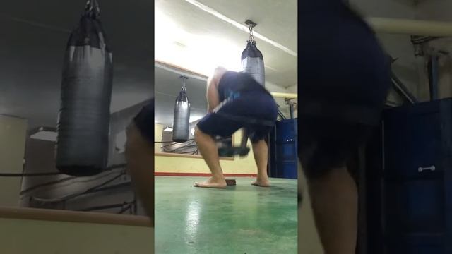 Удар по Функциональности и дыхалочке)блин 15 кг,128 подъёмов! смотреть онлайн