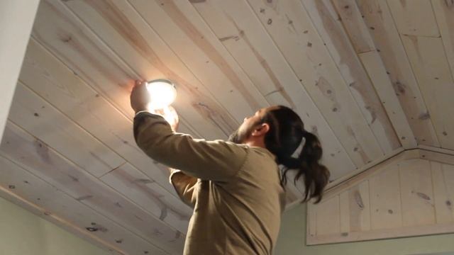 Tiny Home Tour part 2 | Appliances and Property Details | Country Living смотреть онлайн