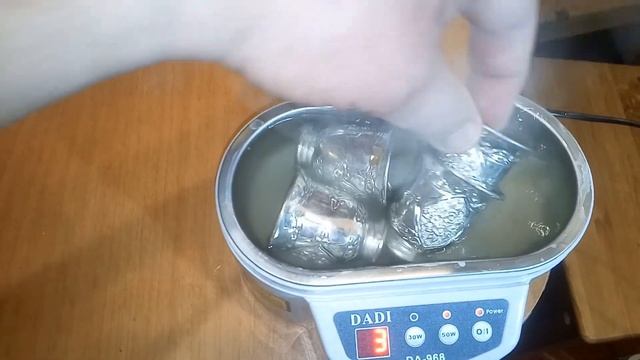 Ультразвуковой очиститель, пример работы, чистка серебра. Ultrasonic cleaner, cleaning silver. смотреть онлайн