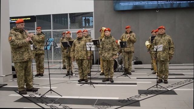 В Запорожье почтили память защитников Донецкого аэропорта | Индустриалка смотреть онлайн