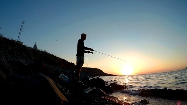 Рыбалка на море в Анапе. Большой Утриш. Rockfish. смотреть онлайн