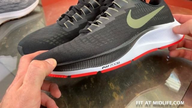 Nike Air Zoom Pegasus 37 Running Shoe - First Look and Sizing versus Pegasus 36 смотреть онлайн