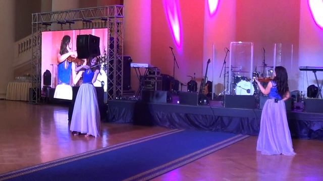 Музыка Невы. Скрипичный дуэт. Libertango смотреть онлайн