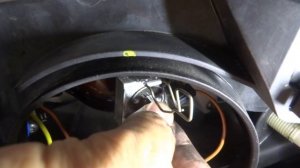 HOW TO CHANGE PEUGEOT 307 H1 HEADLIGHT BULB
