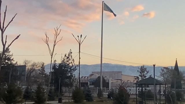 Кажется, раньше людей больше было. Чилик 5.1.24 смотреть онлайн