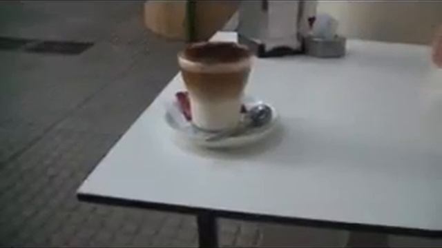 Разбуди меня Чашкой кофе смотреть онлайн