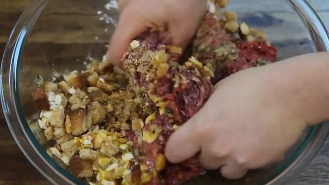 Готовим мясной рулет или запеканка из фарша, мясной хлеб. смотреть онлайн