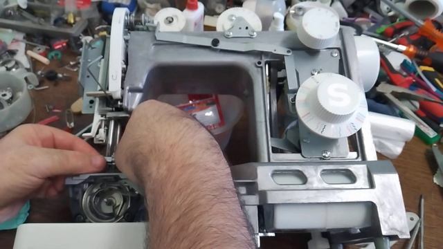 Singer Nähmaschine Modell 2282 جزء ثالث شرح وإختبار الحالة الفنية وضبط ماكينة الخياطة смотреть онлайн