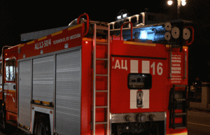 Байкер погиб в результате «огненного» ДТП с пожарной машиной в центре Москвы