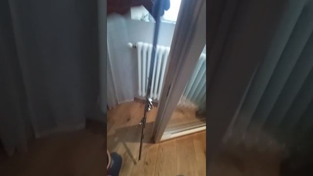 У фурнитуры Roto развалился редуктор и ручка крутится по кругу, окно не открывается #секретыоконщик смотреть онлайн