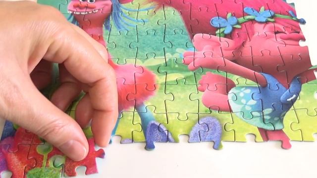 ТРОЛЛИ собираем Пазлы для детей | TROLLS Puzzles | Merry Nika смотреть онлайн