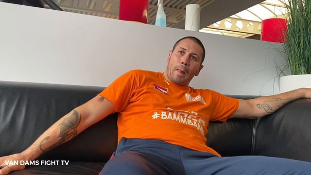 Interview met Gago Drago смотреть онлайн