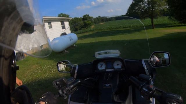 HONDA GOLDWING GL1500SE FIRST RIDE! смотреть онлайн