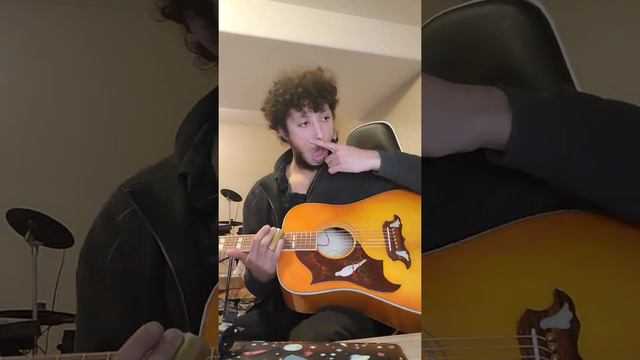 First Guitar Review 1998 Korean Epiphone Dove vs Modern Chinese Epiphone Dove смотреть онлайн