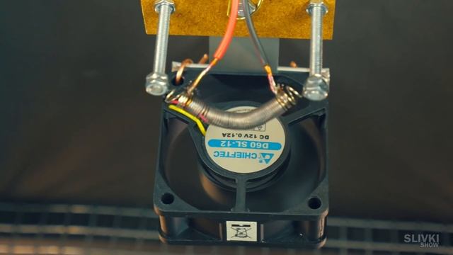 ВЫБИЛИ ЯЙЦО В СТАКАН И ЖДЕМ ЦЫПЛЕНКА! ЭКСПЕРИМЕНТ. смотреть онлайн