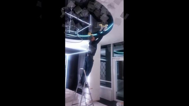 Проверка на прочность стекла на потолке Abstraktglass смотреть онлайн