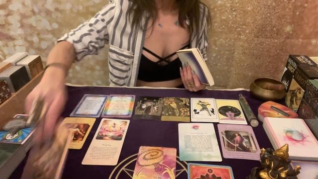 Daily Oracle - having everything we need from spirit. ?????✨☀️? смотреть онлайн