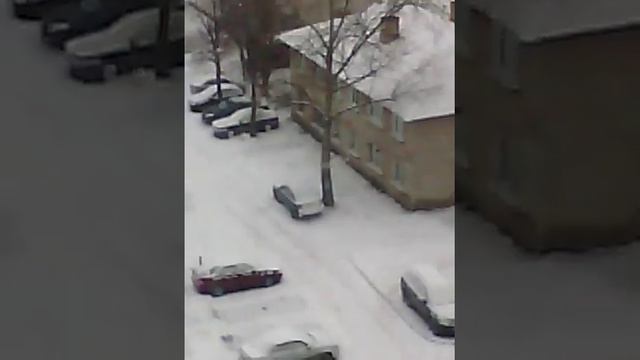 Из моего окна монстр смотреть онлайн