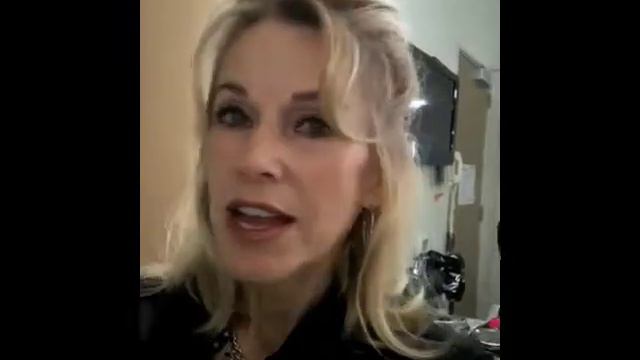 Why YOU Should Powder- Featuring Patty Bunch смотреть онлайн