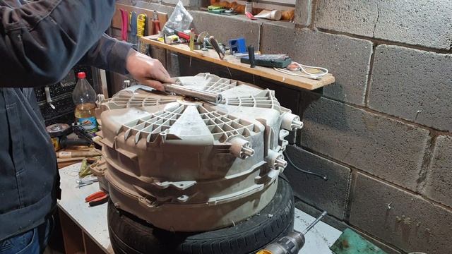 Вот так надо пилить баки стиральных машин смотреть онлайн