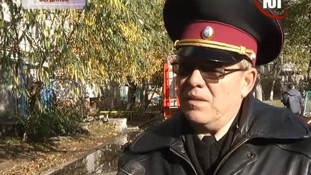 На восьмом этаже жилого дома пылала подсобка смотреть онлайн