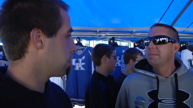 Just Visiting University of Kentucky UK Football Game Tailgate with Aaron Bohn смотреть онлайн