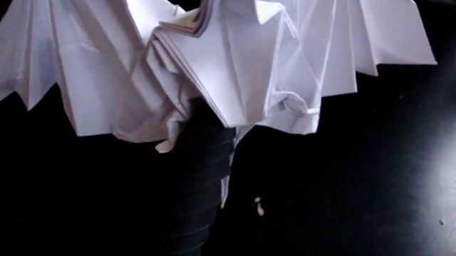 Origami Bat смотреть онлайн