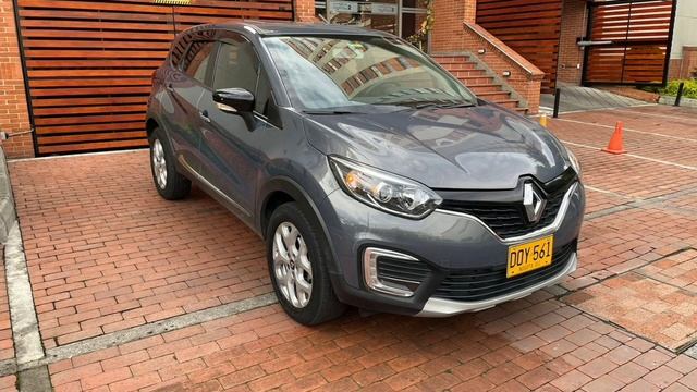 Renault Captur 2.0 Zen (2017)(62.900.000) смотреть онлайн