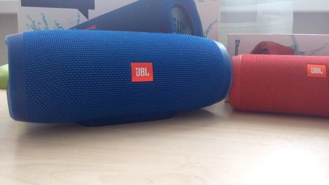 JBL CHARGE 3 сравнение с JBL FLIP 4 смотреть онлайн