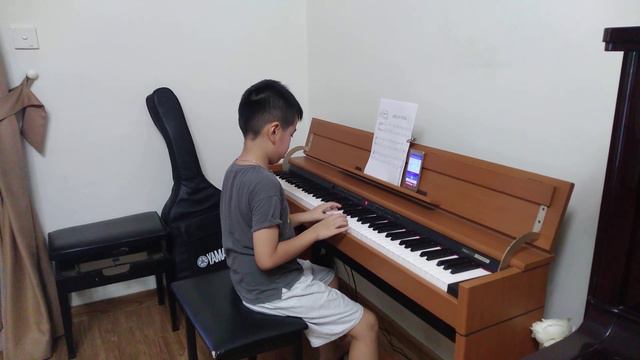 The wheels on the bus - 🐌 Nguyễn Quang Minh - Ốc 🐌 (Piano) смотреть онлайн
