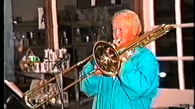 George Roberts Trombone - Teach Me Tonight (video) смотреть онлайн