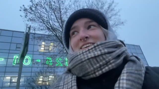 НЕДЕЛЯ ВЛОГОВ | открытая крыша, уход за кожей, экзамены и прогулка по Москве✨ смотреть онлайн