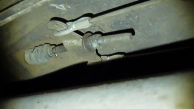 Регулируем ручной тормоз на ВАЗ 2108,09,099,14,15 смотреть онлайн