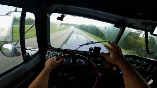 IT WAS A HARD YEAR FOR OWNER OPS смотреть онлайн