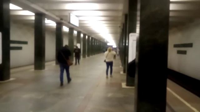 заснял отезд 2 метро поездов русич и Москва 2019 Преображенская Площадь смотреть онлайн