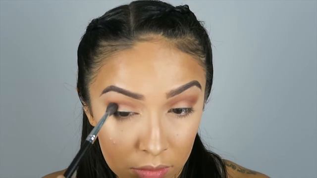 SOFT SMOKY EYE | TUTORIAL смотреть онлайн
