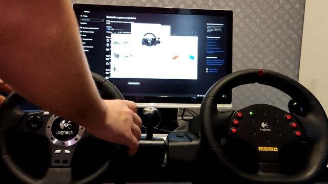 Logitech Driving Force Pro Vs Logitech MOMO Racing