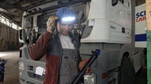 Mercedes замена подъёмника кабины и ТО