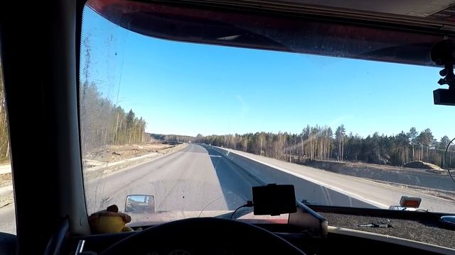 Поставил Вольво, еду на дальняк на Петербине смотреть онлайн