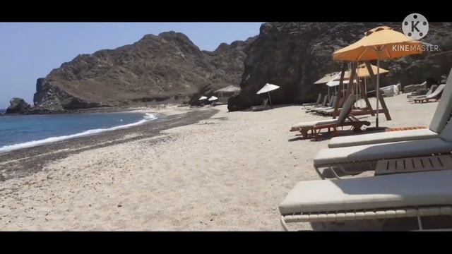 AL BUSTAN PALACE /RITZ CARLTON BEACH RESORT/OMAN/COACH ZINJAZZ