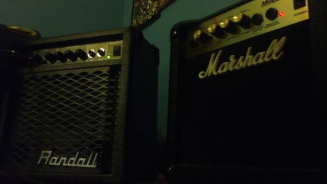 Marshall MG10CD Vs, Randall RG15XM Amp Test смотреть онлайн