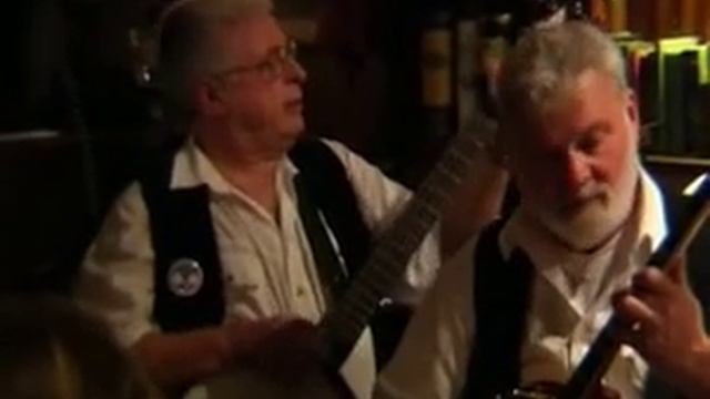 Düsseldorfer Banjo Club plays "Banjo Picker's Ball" смотреть онлайн